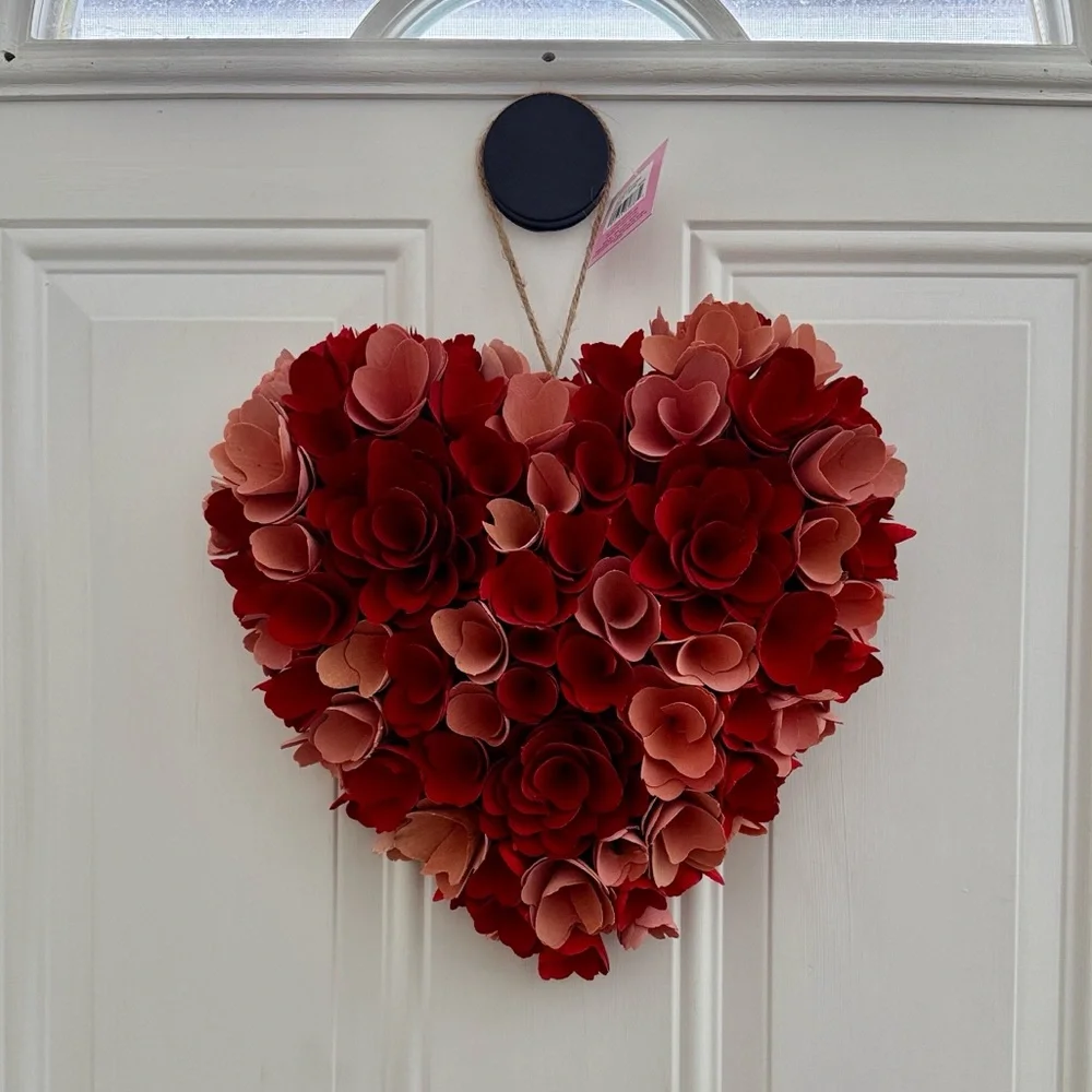 New Kohl's Celebrate Together Valentine’s Day Heart Rose Bud Wreath NWT
